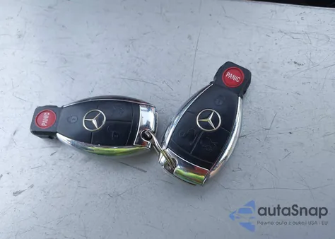 2009 Mercedes-Benz S 550 z USA, uszkodzony, nr VIN WDDNG71X39A247399